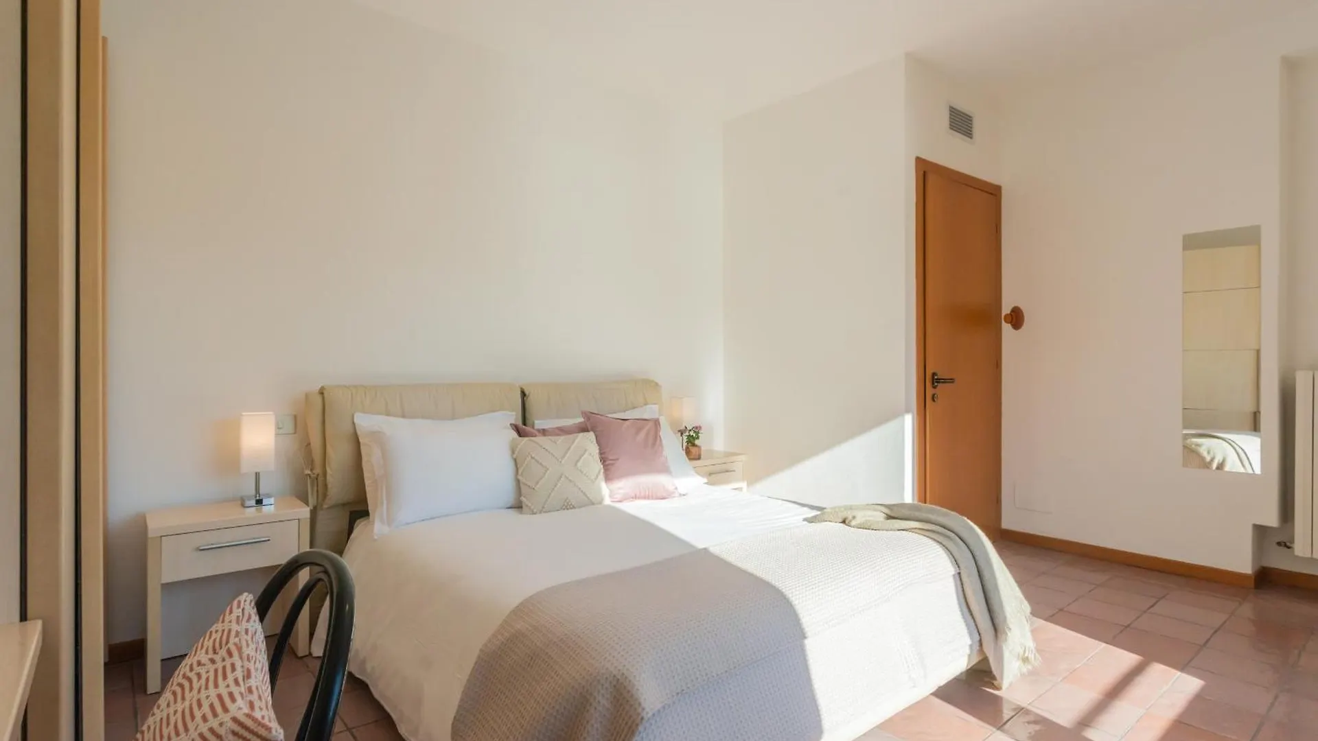 The Secret Lake View By Rent All Como Pognana Lario 0*,  イタリア